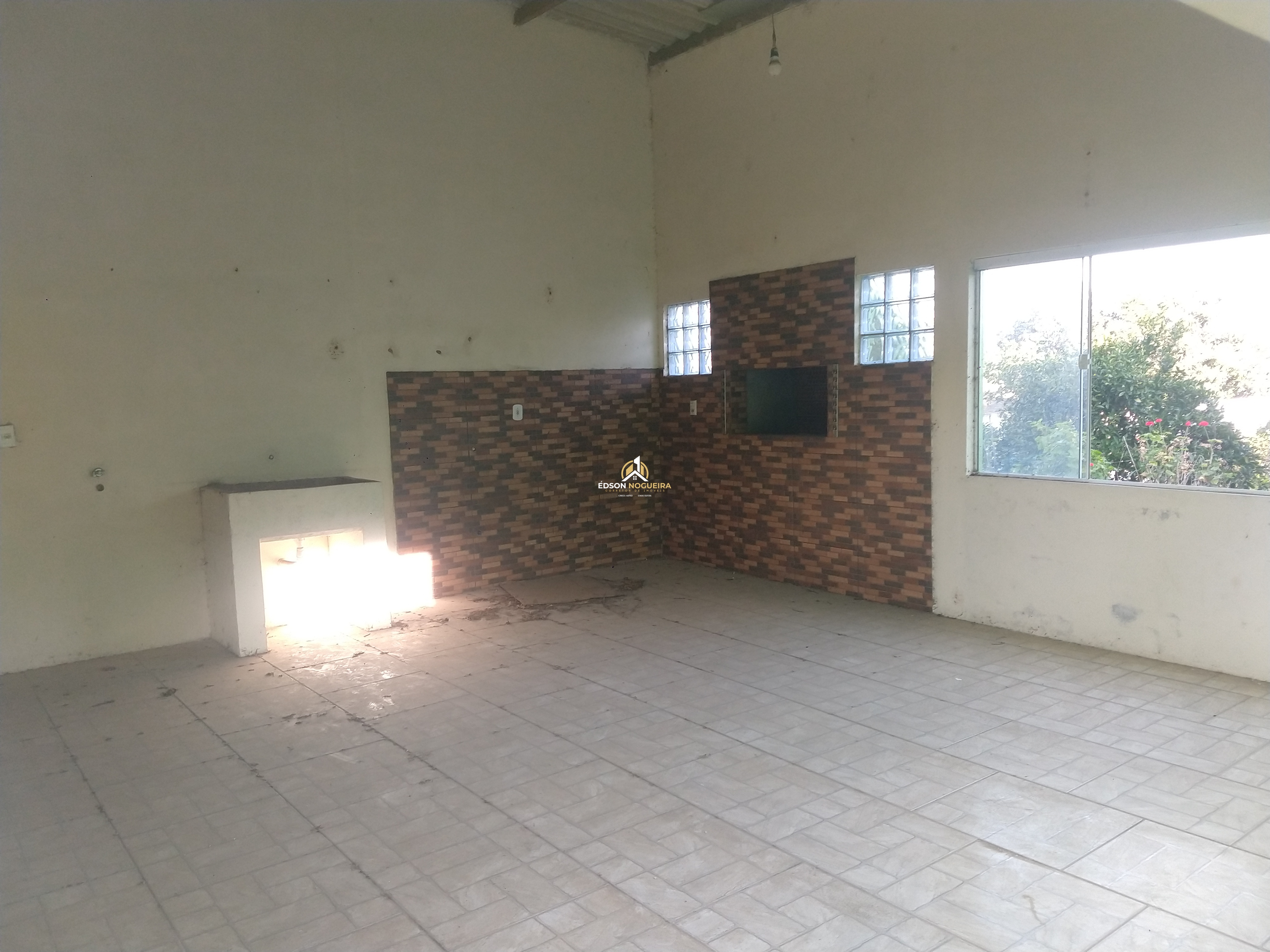 Área de churrasqueira