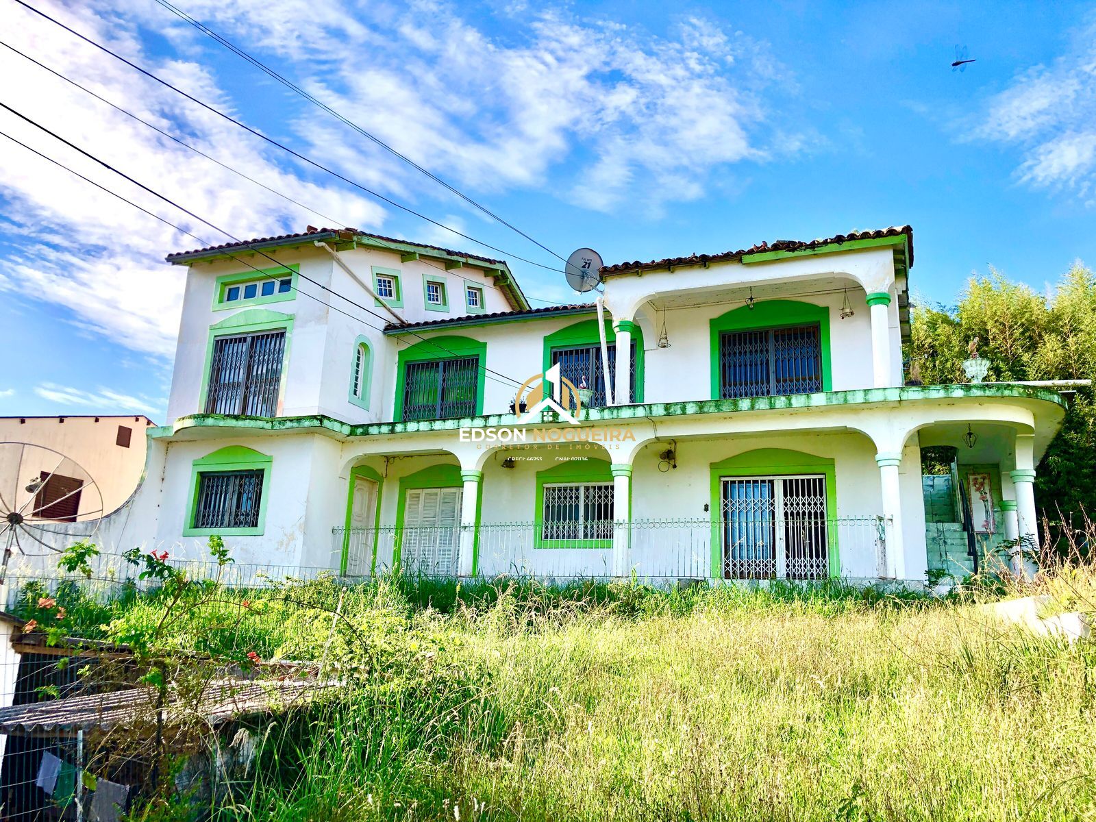 Imóvel a venda no bairro Getúlio Vargas sobrado
